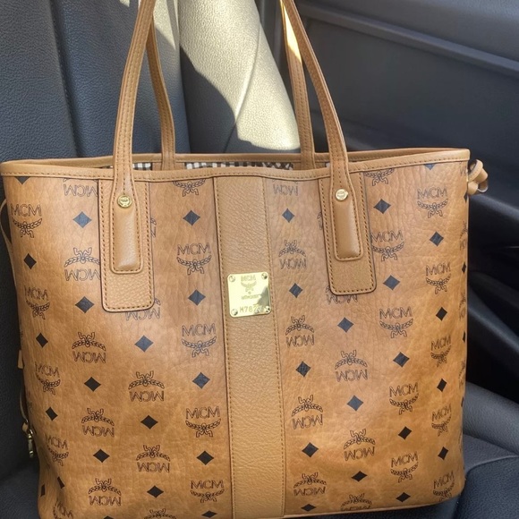 MCM LIZ TOTE - Picture 1 of 6